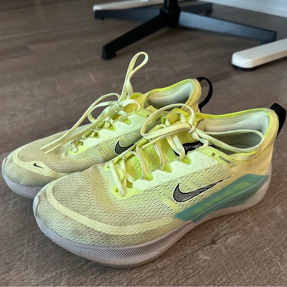 Nike fly knits